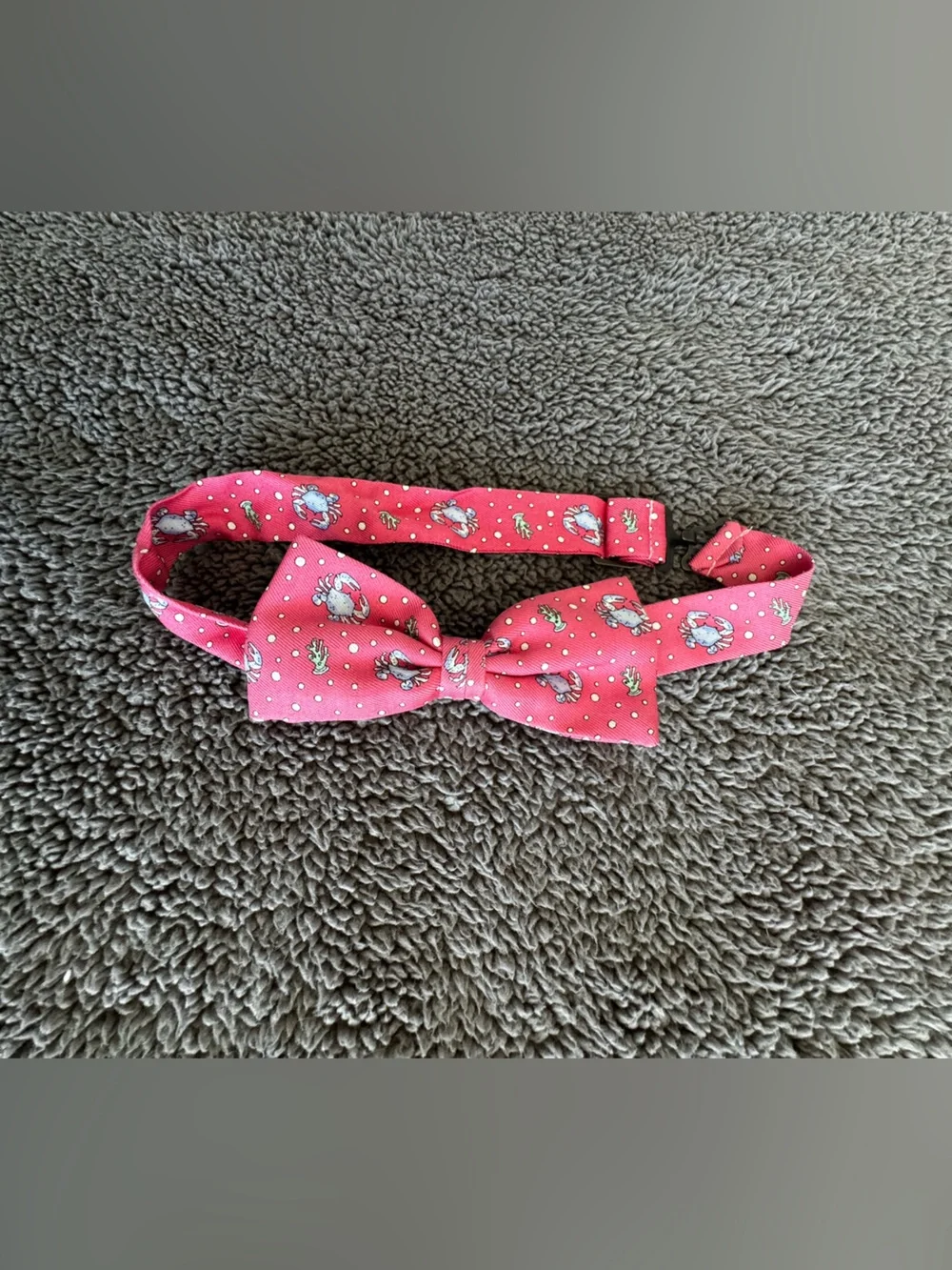 Vineyard Vines Silk Crab Print Bow Tie - Size Kids OS